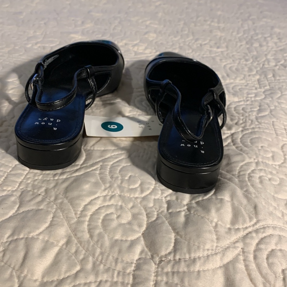 Slingback flats NWT - Picture 4 of 13
